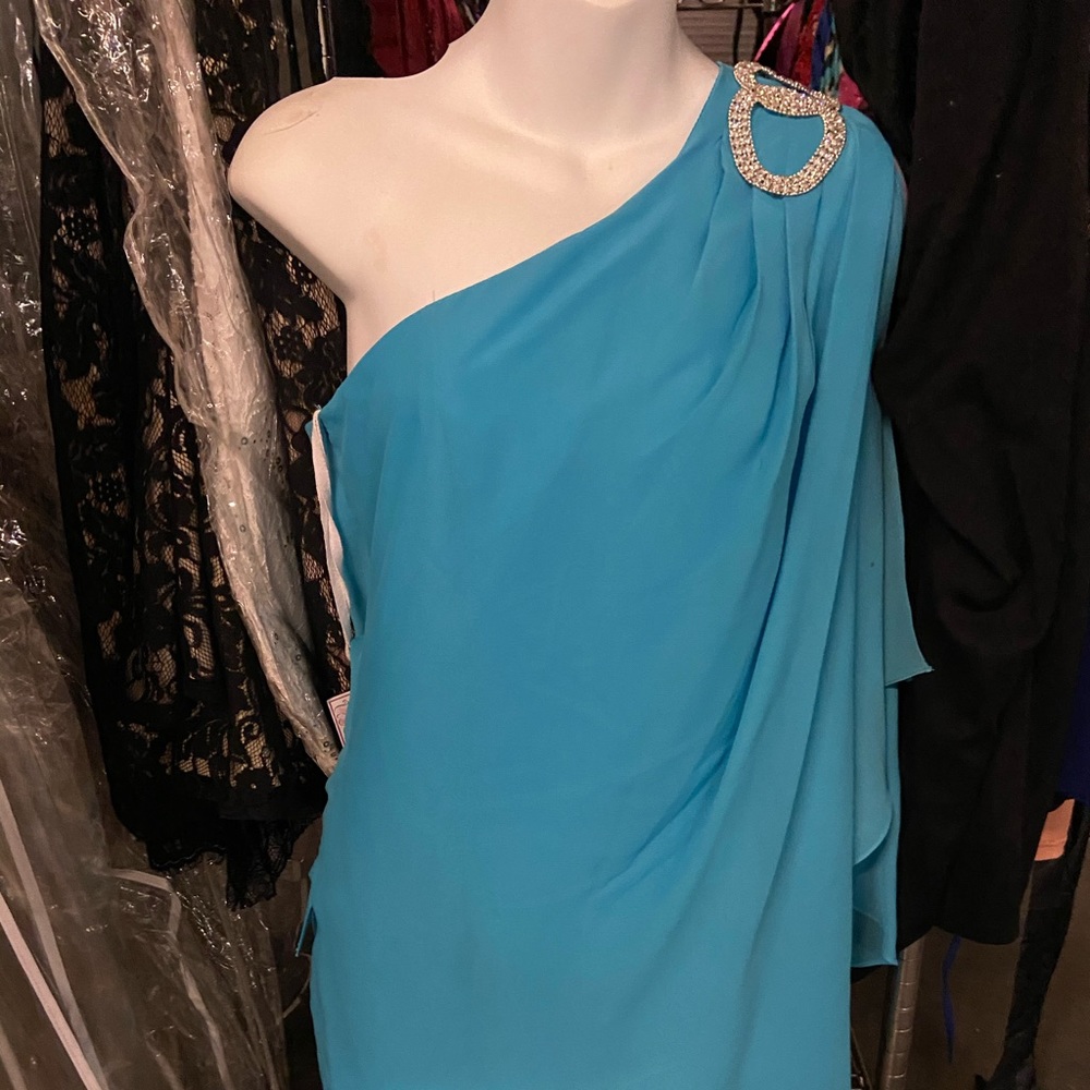 Brand new Eureka short party dress, size medium